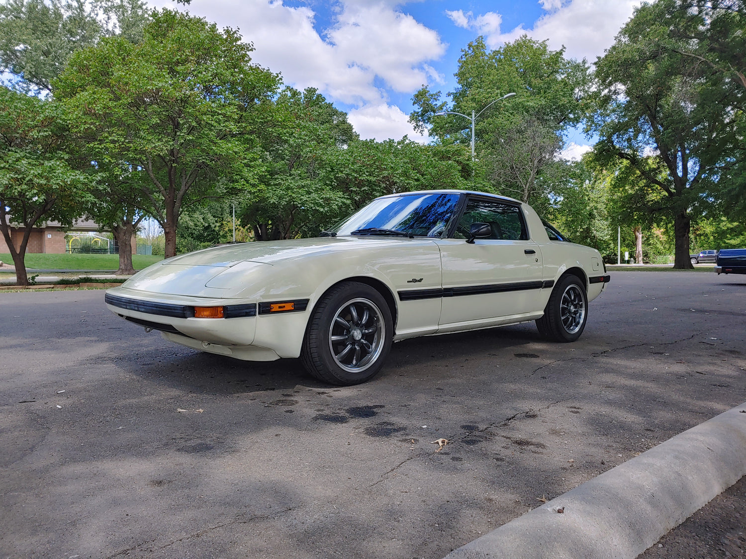 1981-1985 Mazda Rx7 FB