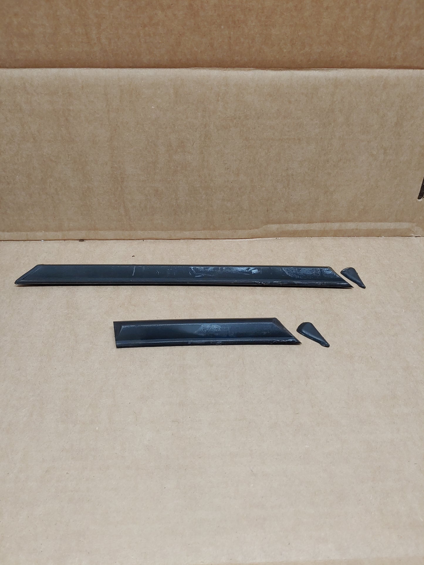 1979-1980 Mazda Rx7 SA Rear Fender Side Molding Trim