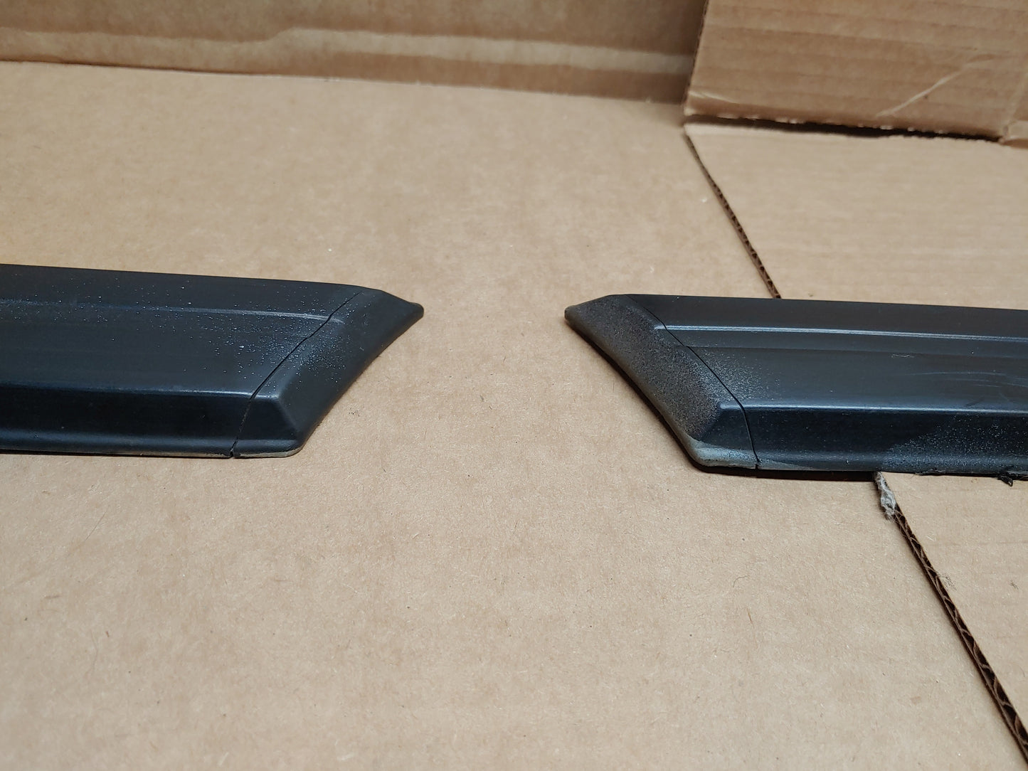 1981-1985 Mazda Rx7 FB Rear Fender Side Molding Trim