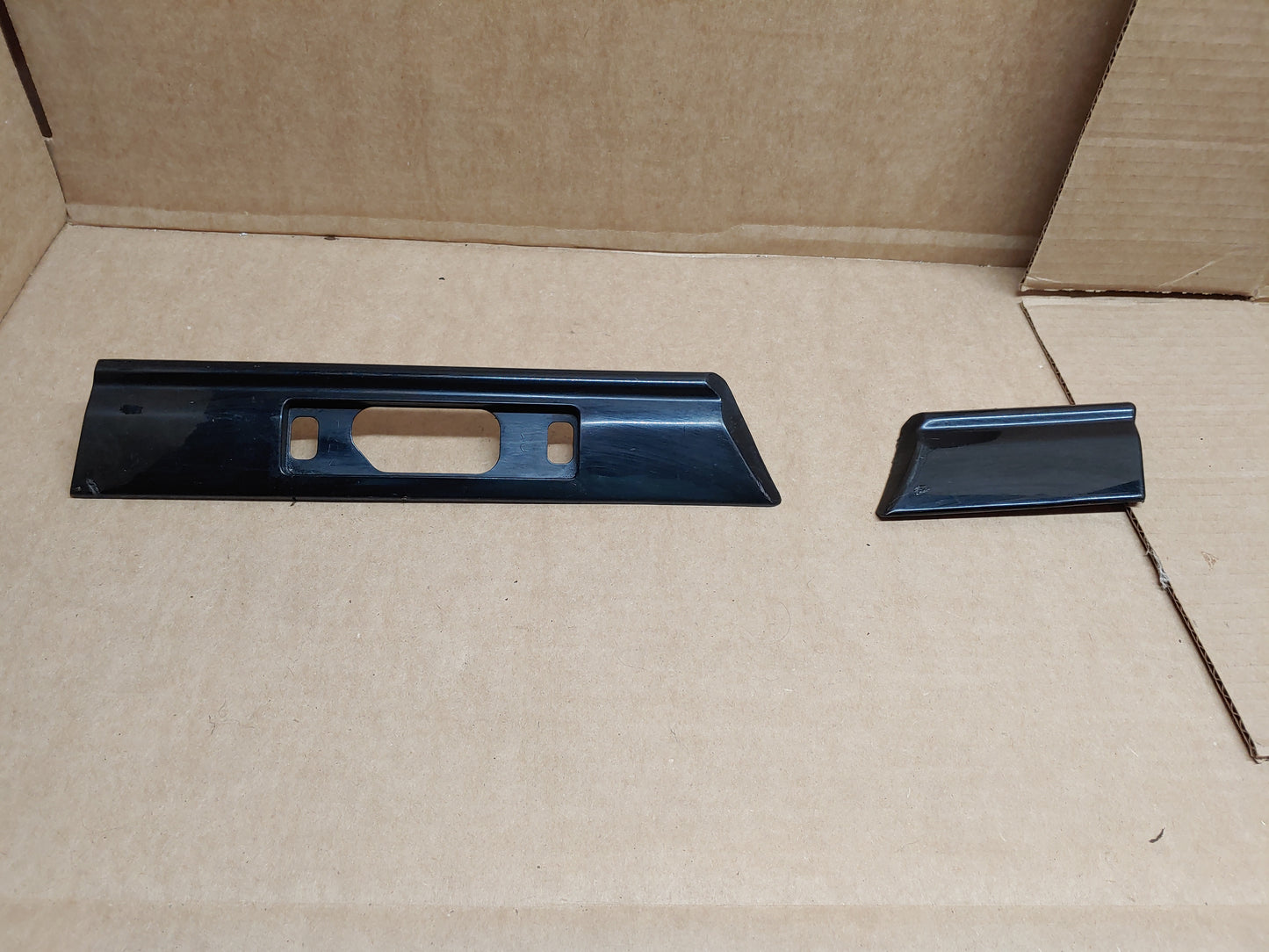 1989-1991 Mazda Rx7 FC Rear Fender Side Molding Trim