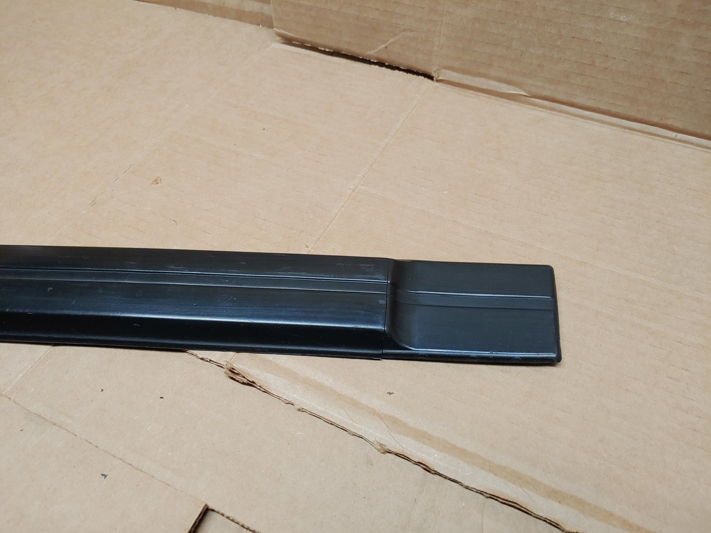 1981-1985 Mazda Rx7 FB Door Side Molding Trim