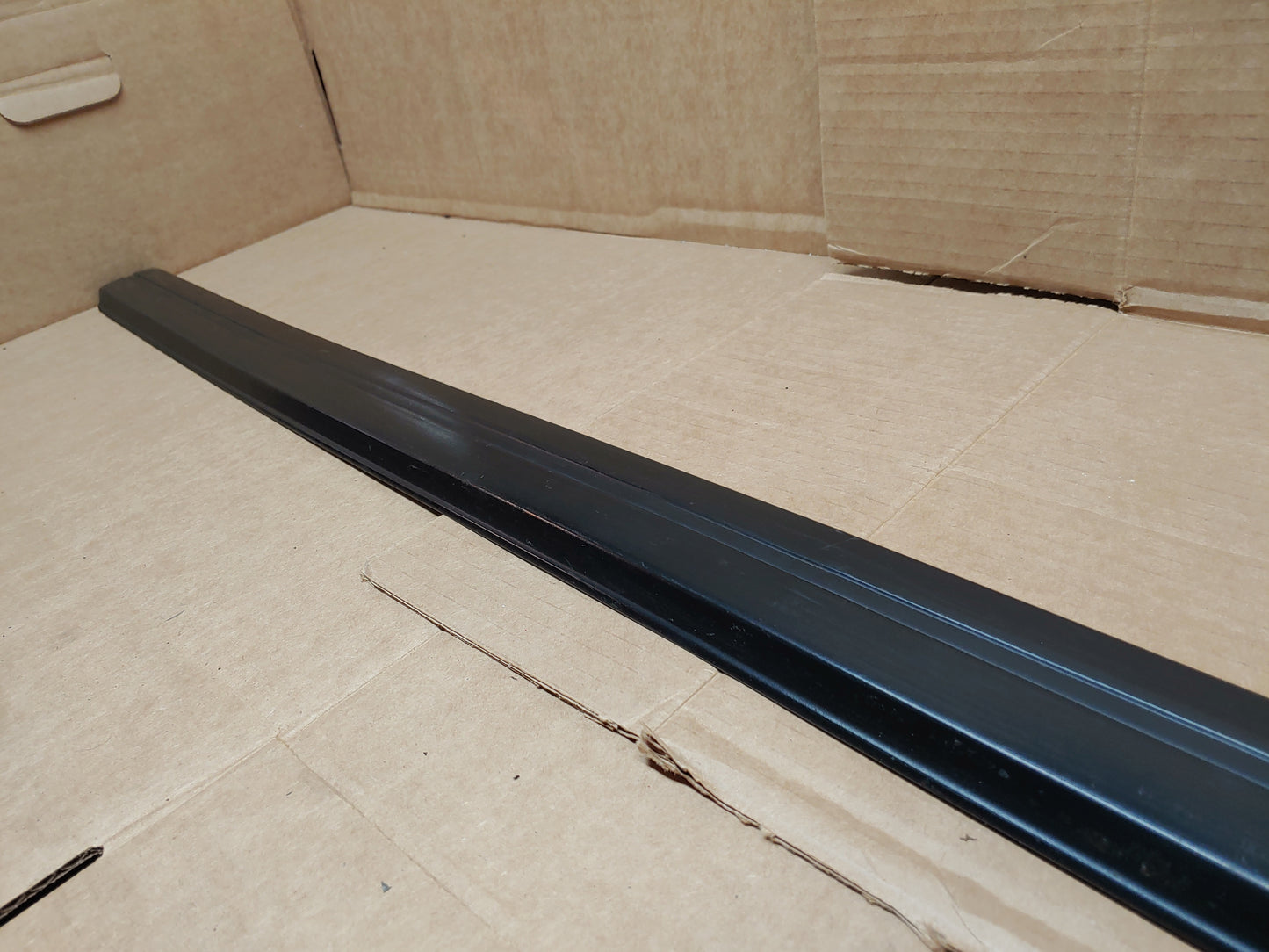 1981-1985 Mazda Rx7 FB Door Side Molding Trim