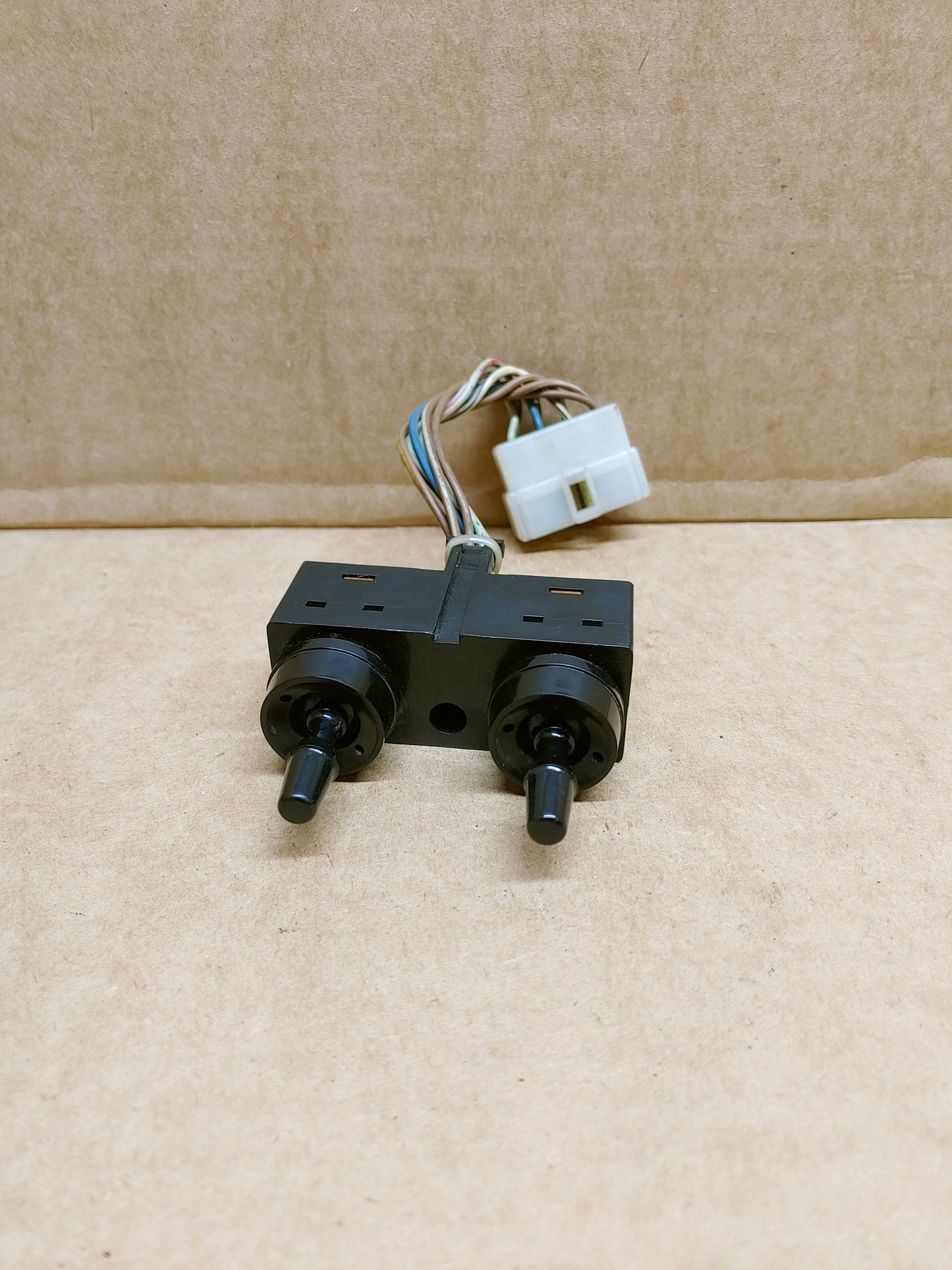 1979-1980 Mazda RX7 SA Power Mirror Switch