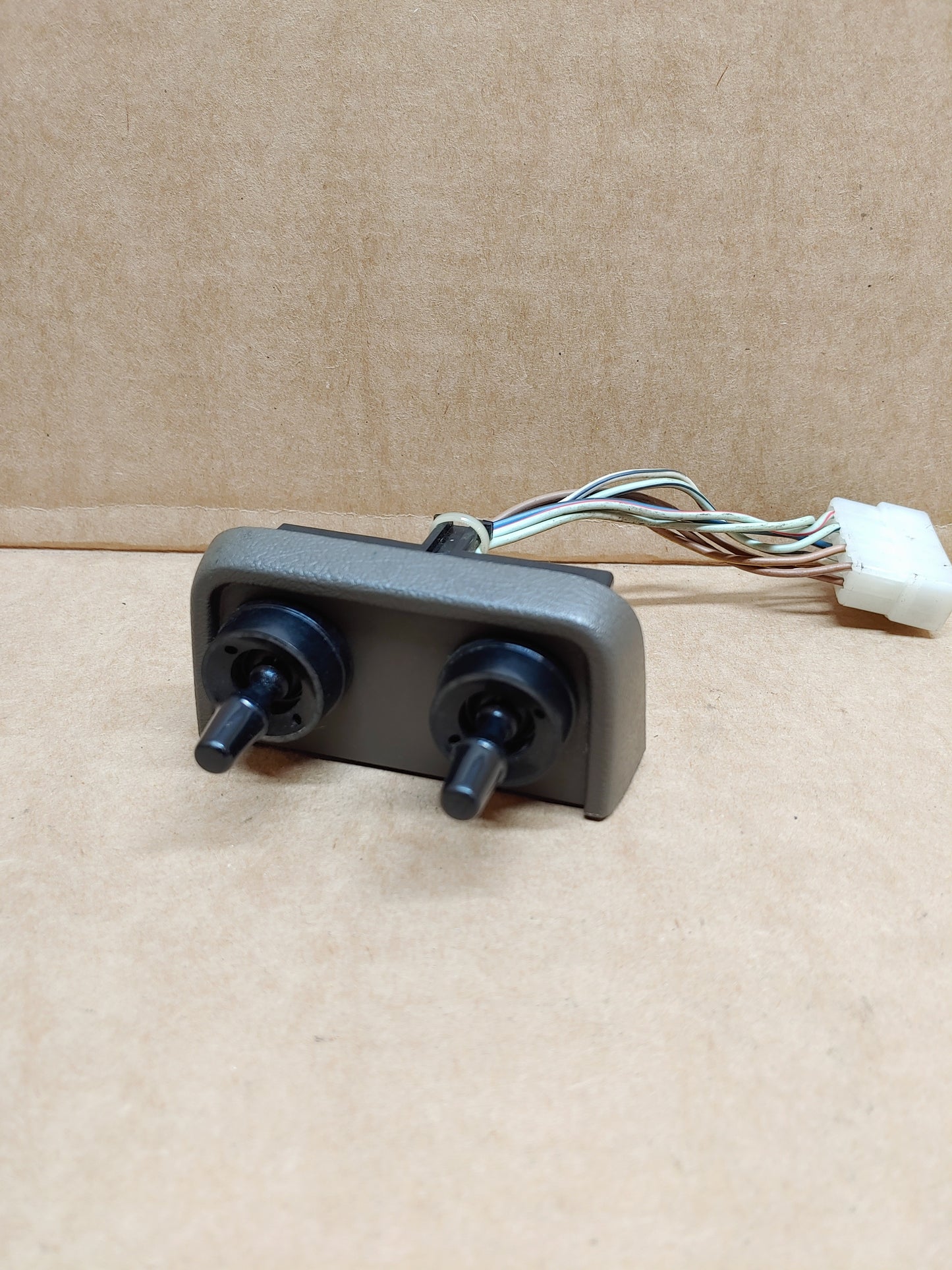 1979-1980 Mazda RX7 SA Power Mirror Switch