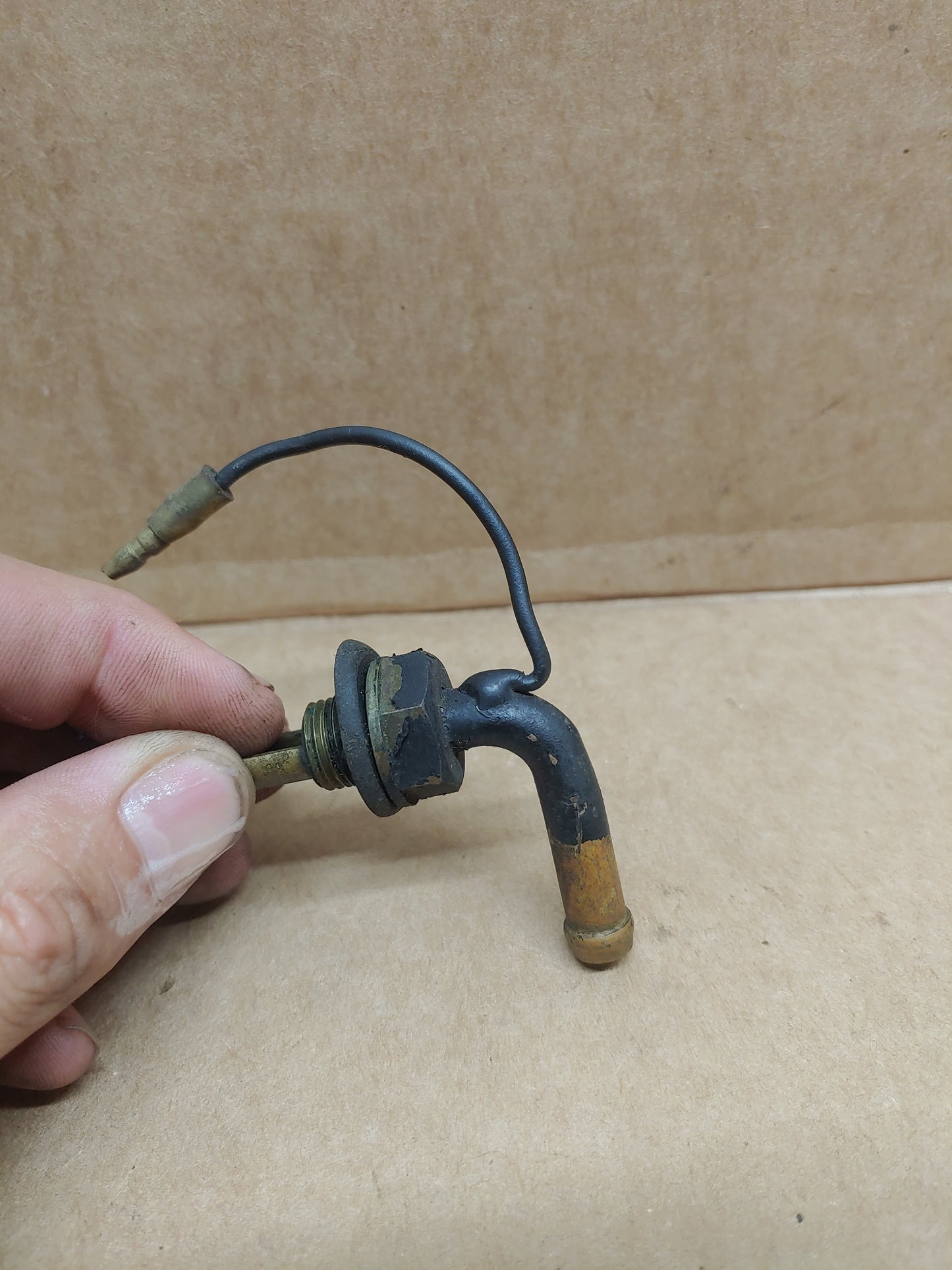 1979-1980 Mazda RX7 SA Coolant Level Sensor