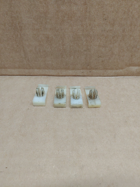 1986-1991 Mazda RX7 Rx7 Door Glass to Window Regulator Grommet
