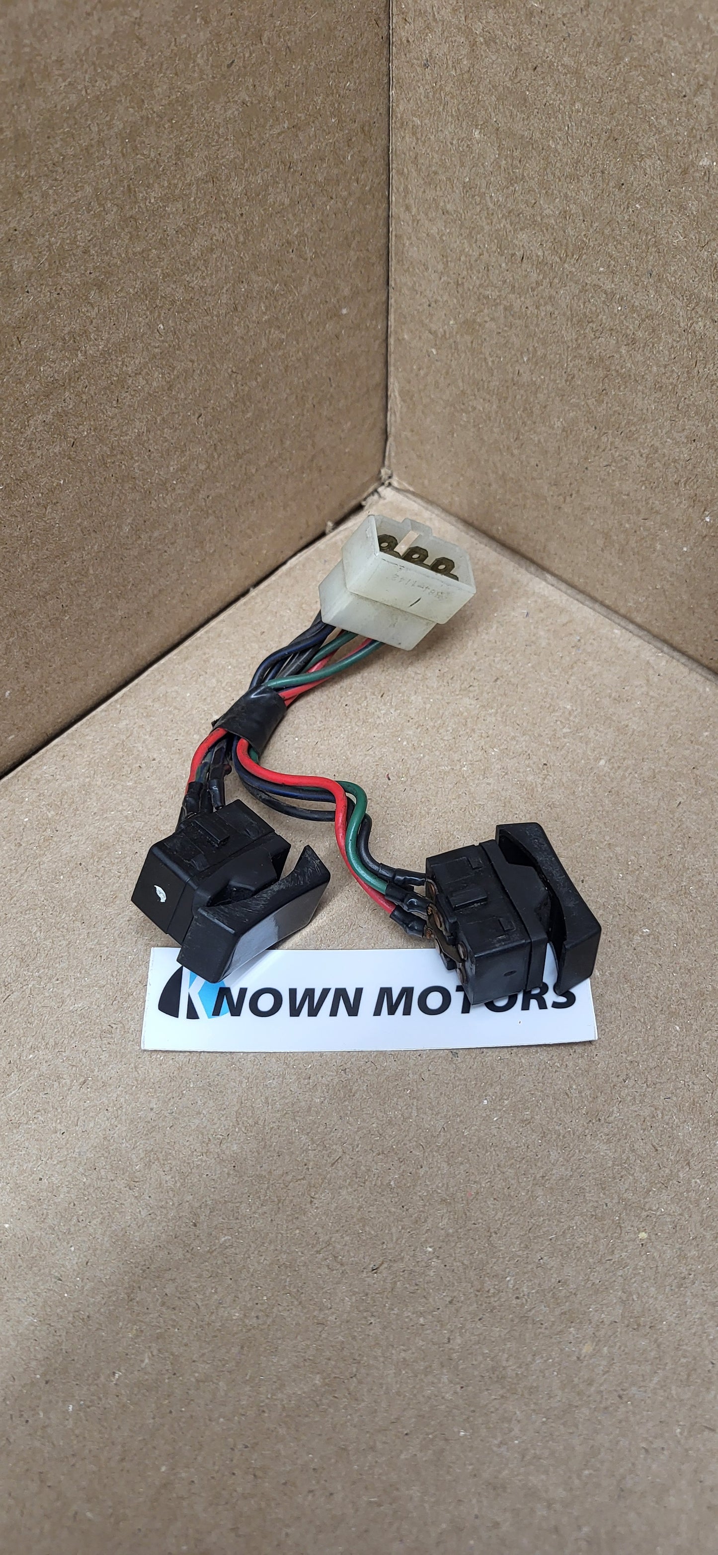 1984-1985 Mazda Rx7 GSL GSLSE Power Window Switch
