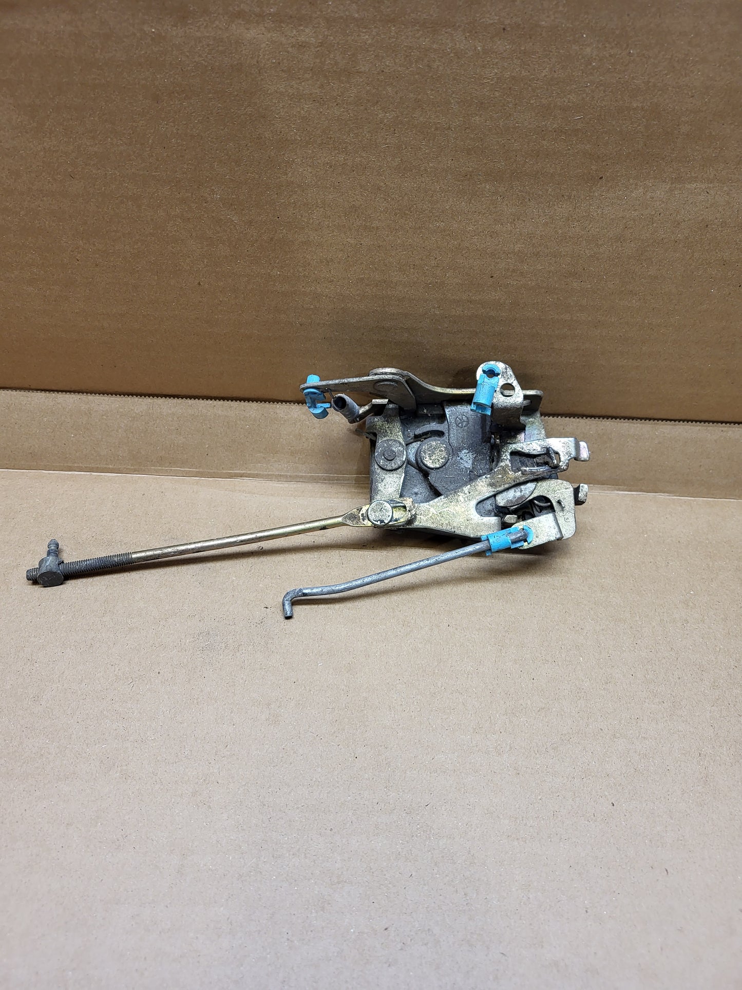 1979-1985 Mazda RX7 FB Door Latch Mechanism