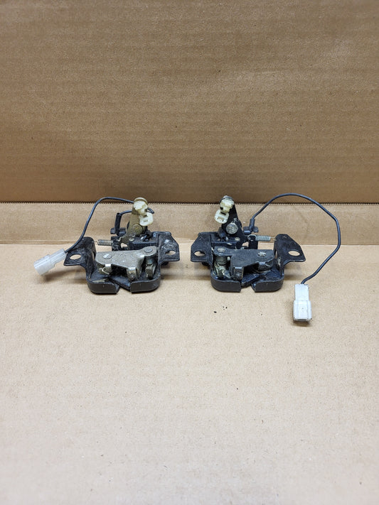1986-1991 Mazda RX7 FC Hatch Trunk Latch Coupe