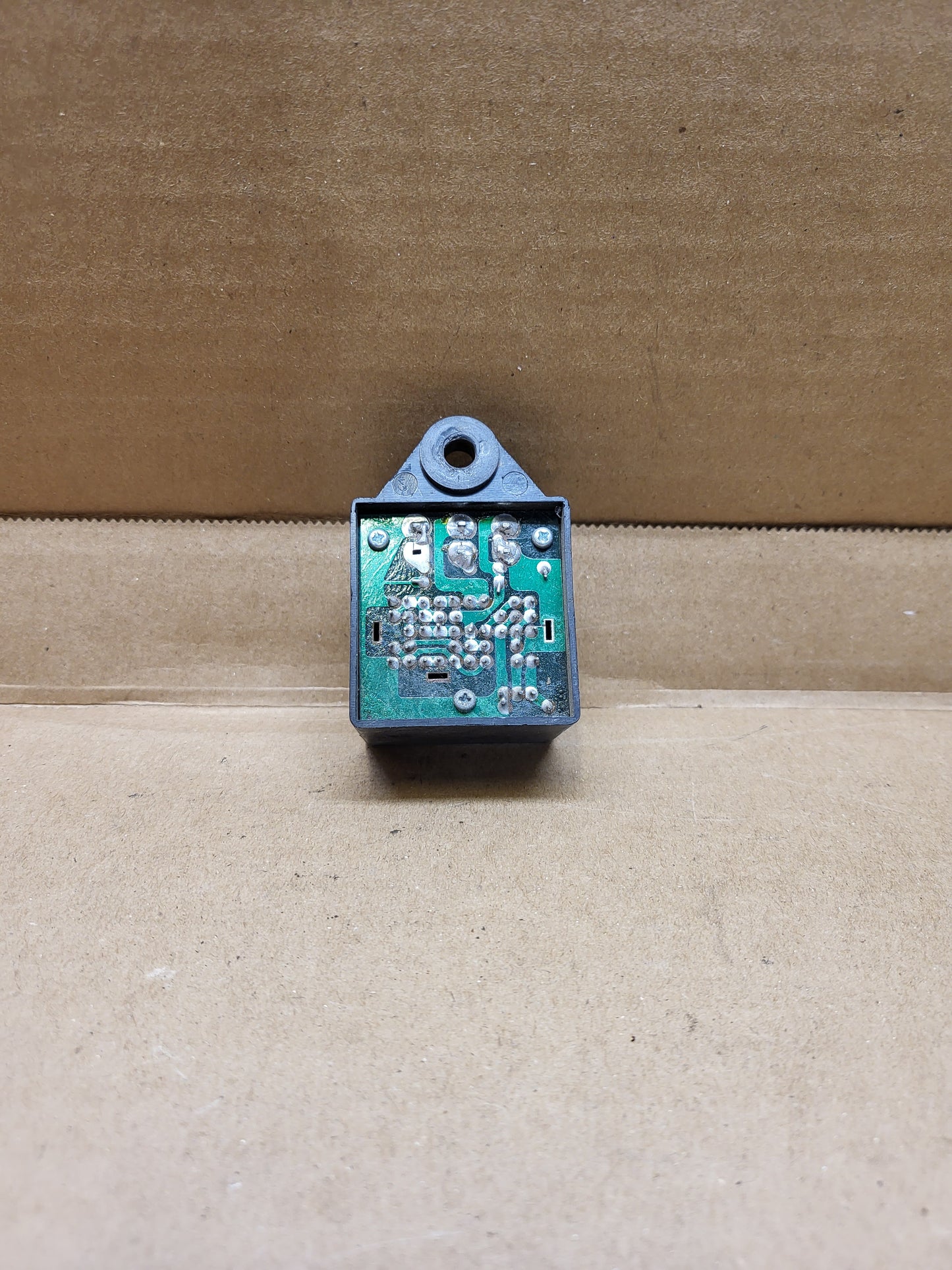 1979-1983 Mazda RX7 FB 8248 coolant level Relay