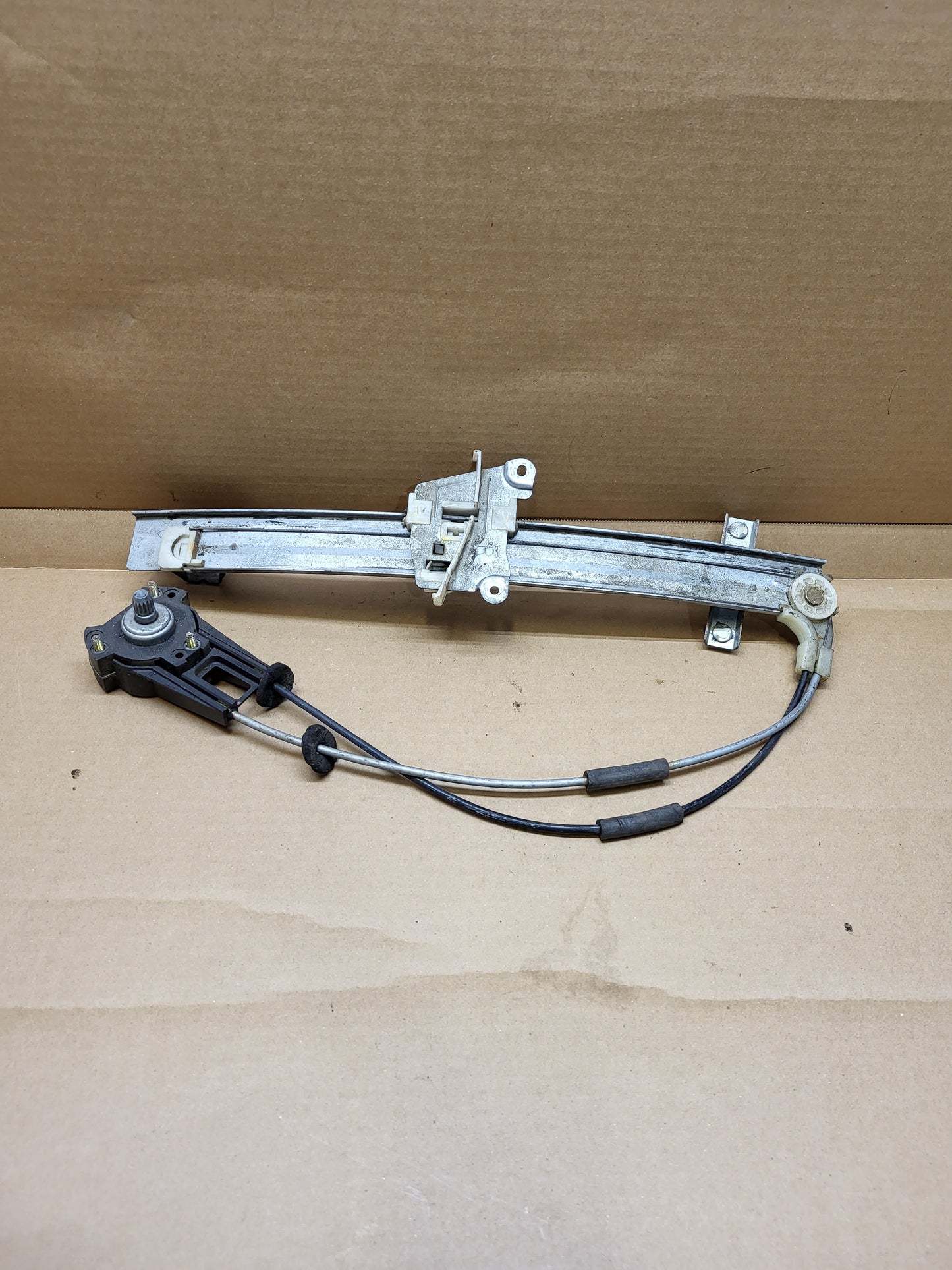 1986-1991 Mazda RX7 FC Manual Window Regulator