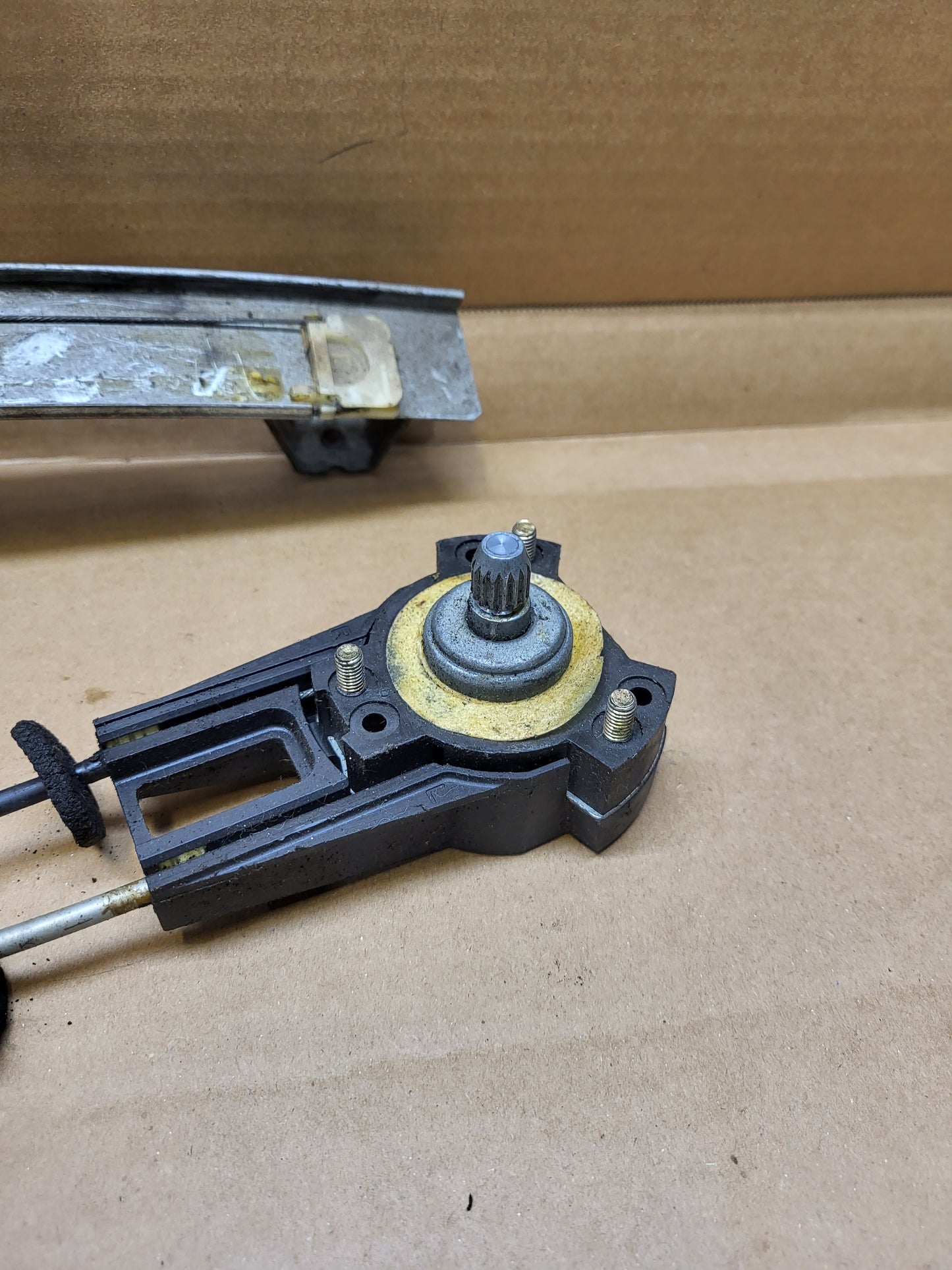 1986-1991 Mazda RX7 FC Manual Window Regulator