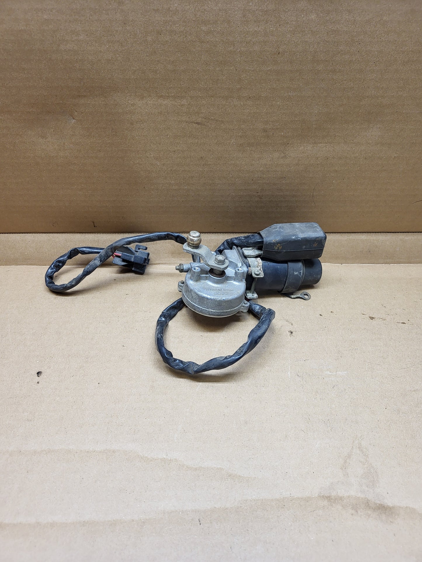 1983-1985 Mazda RX7 FB Headlight Motor