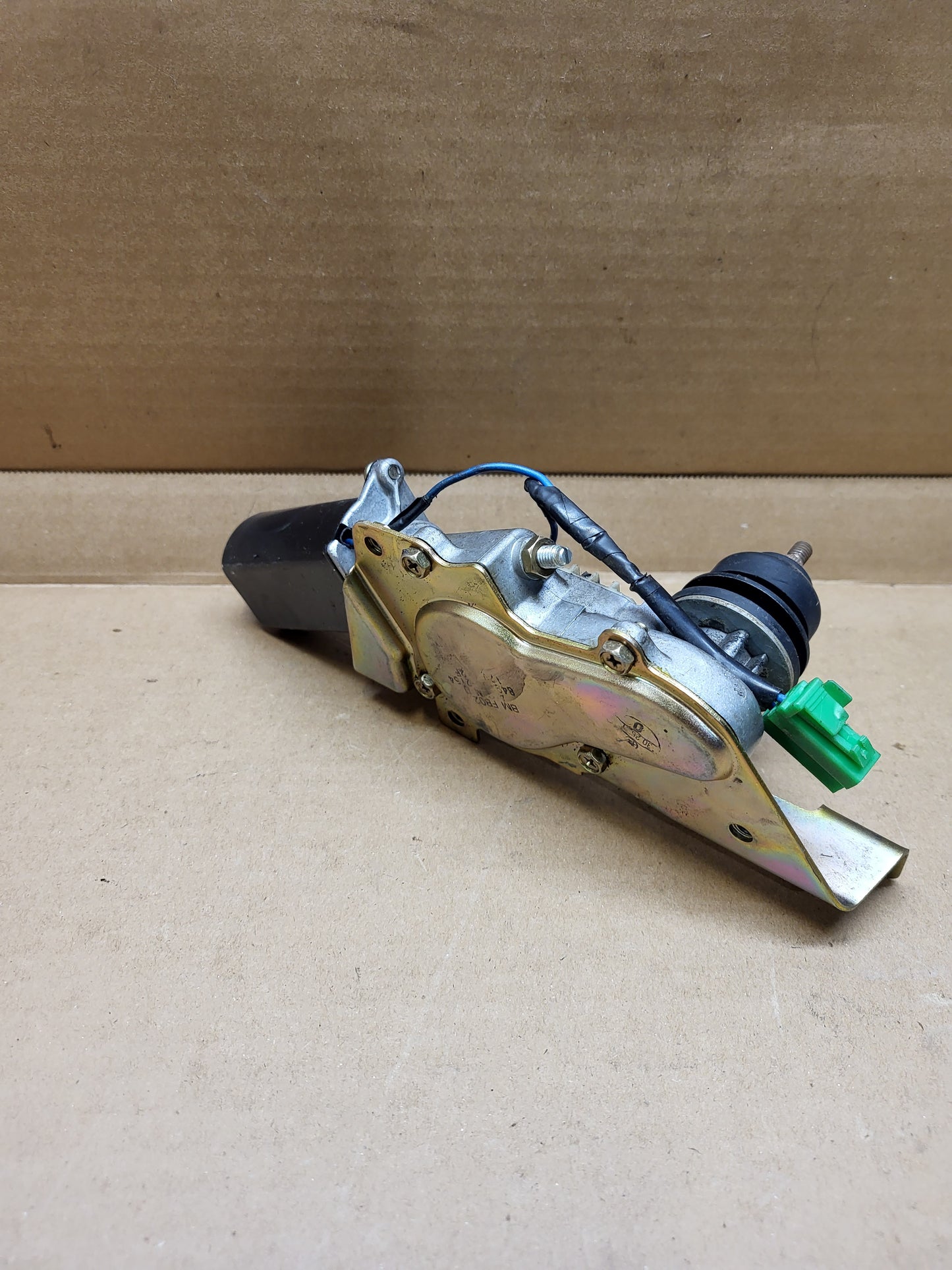 1986-1991 Mazda RX7 Rear Wiper Motor