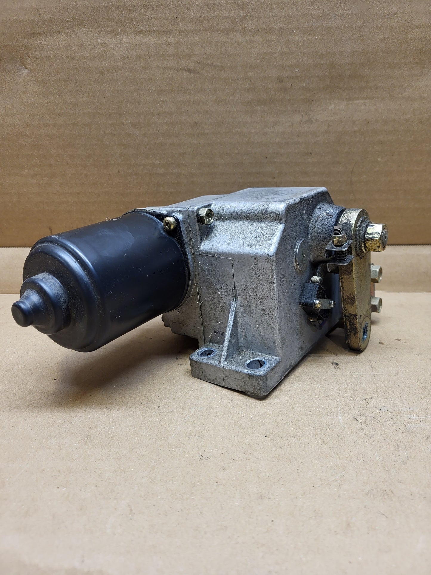 1988-1991 Mazda RX7 FC Convertible Top Motor