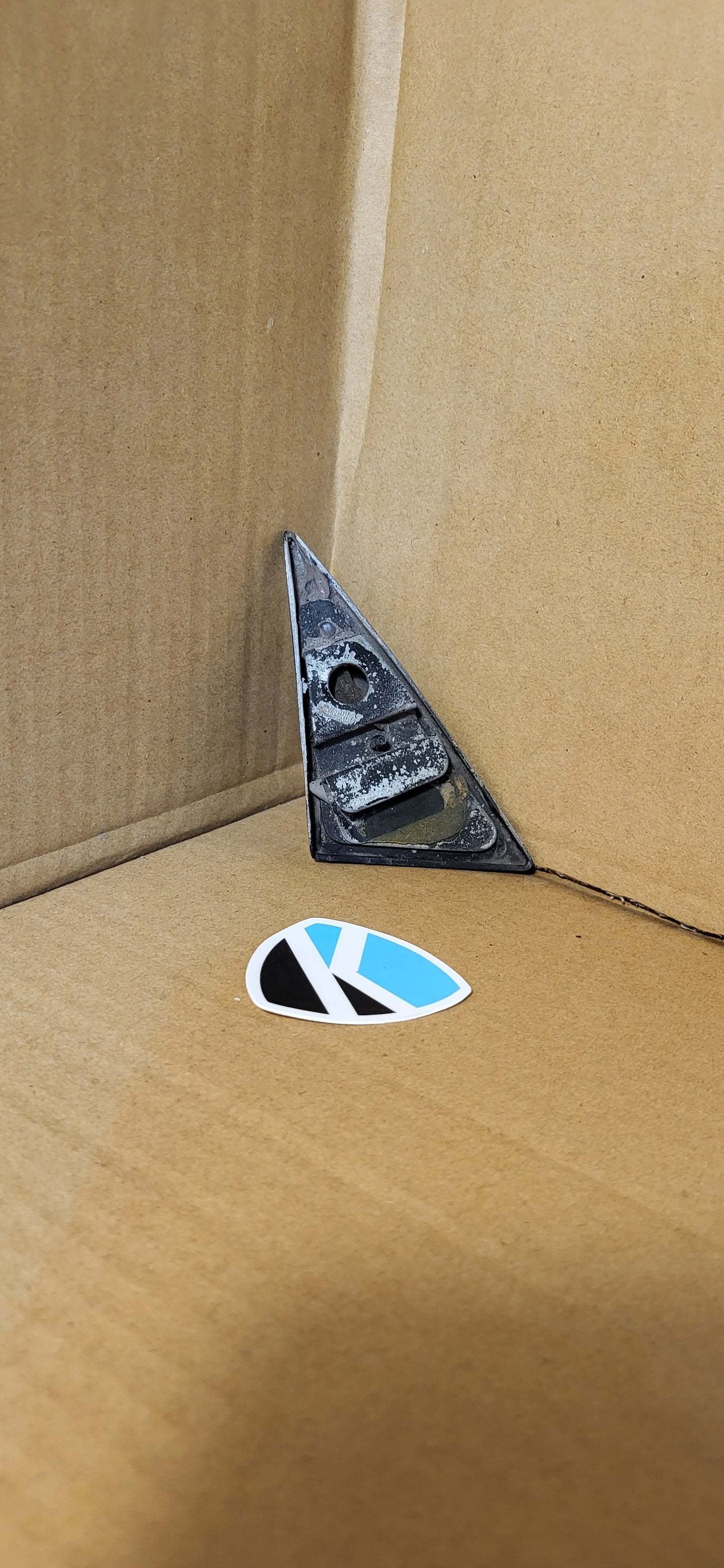 1979-1980 Mazda RX7 SA Rear Quarter Glass Trim Triangle