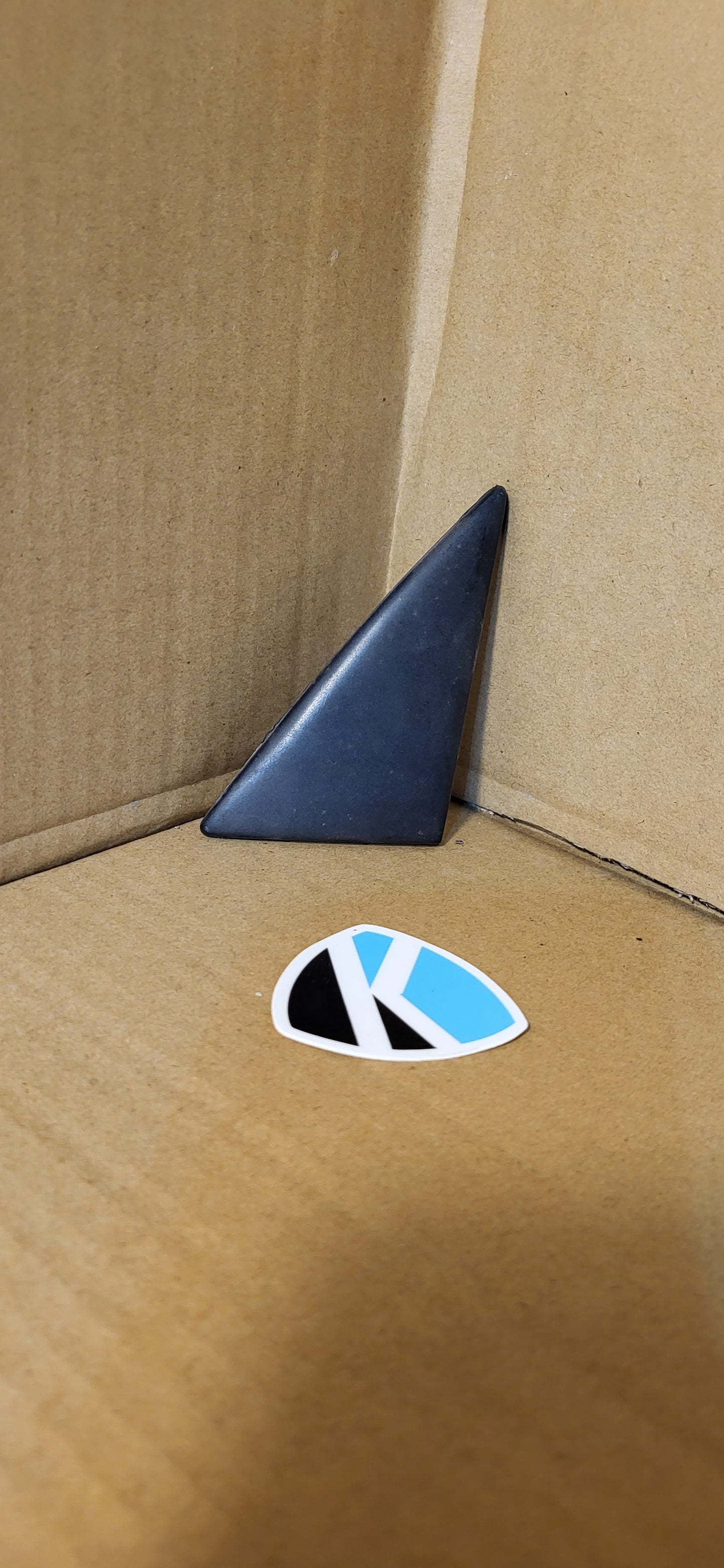 1979-1980 Mazda RX7 SA Rear Quarter Glass Trim Triangle