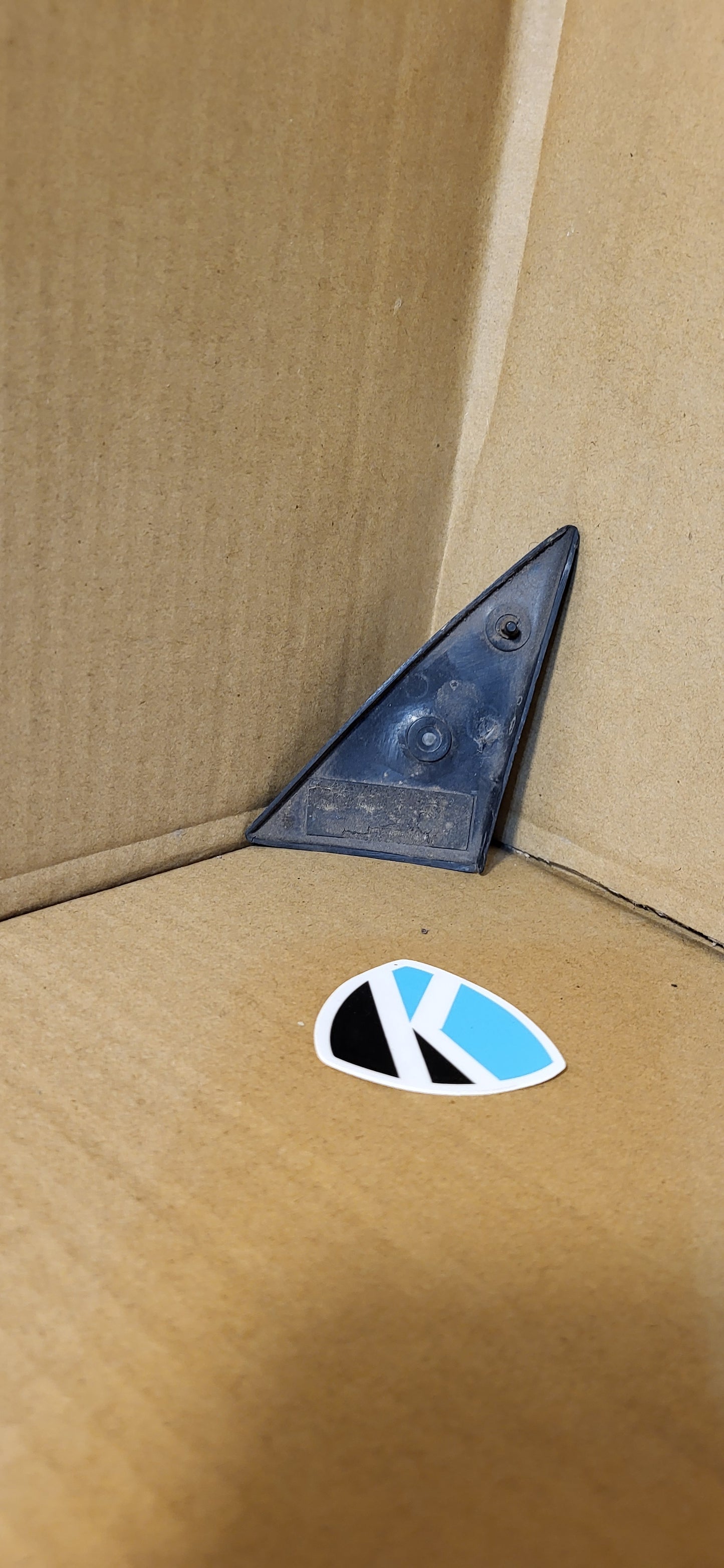 1979-1980 Mazda RX7 SA Rear Quarter Glass Trim Triangle