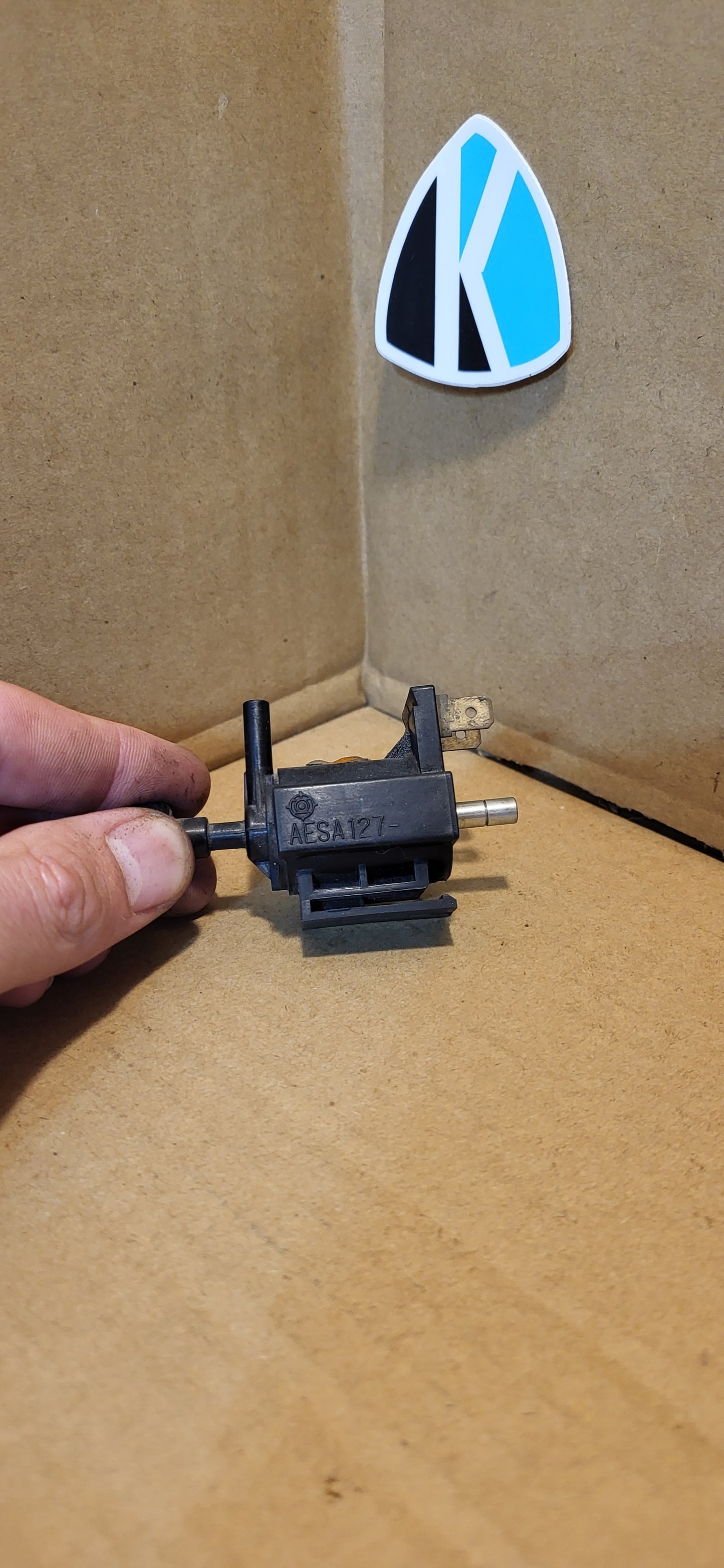 1981-1995 Mazda Rx7 Fuel Pressure Regulator Vacuum Valve Solenoid