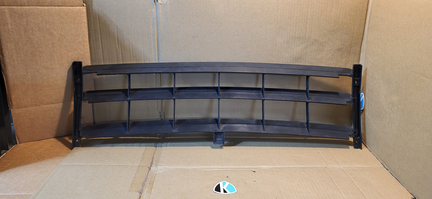 1979-1980 Mazda RX7 SA Front Grille S1