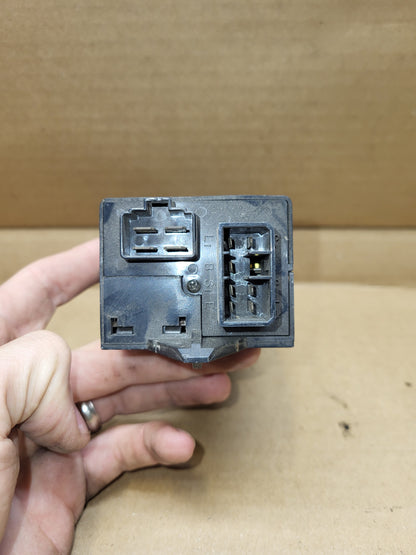 1986-1991 Mazda RX7 Flasher Computer Module