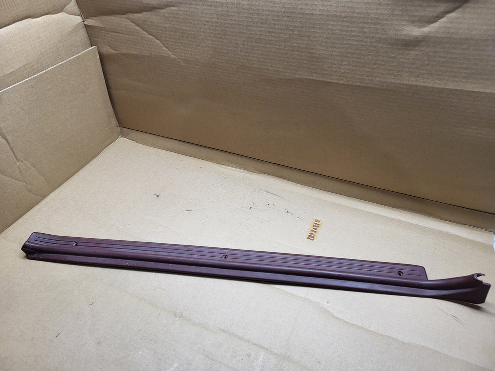 1984-1985 Mazda RX7 FB Door Sill trims Red | OEM Mazda RX7 Parts ...
