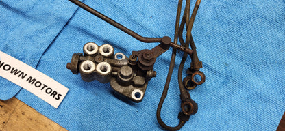 1984-1985 Mazda RX7 GSL-SE Oil Metering Pump and lines